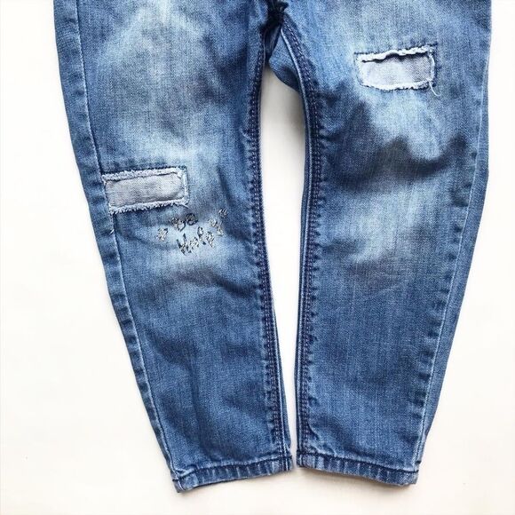 Zara patch medium wash denim overalls EUC 2/3T - Picture 3 of 5
